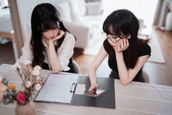 No.113-黑丝ol制服双人&凉凉子 – OL百合篇 [51P]-慕色阁