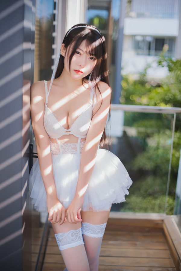 No.040-杨枝甘露 白蕾丝纱裙 [48P 1V]-慕色阁