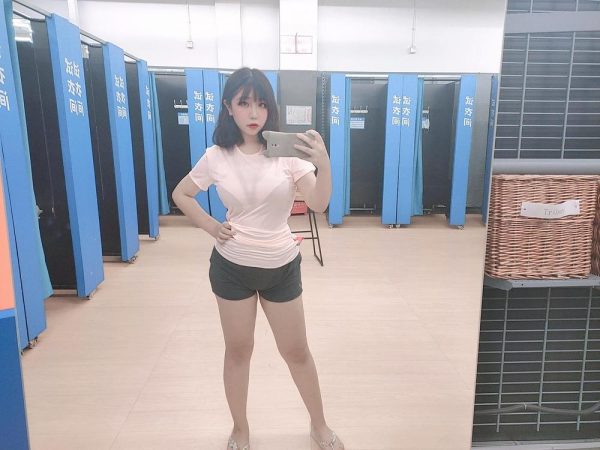 No.031-自拍散图 [47P]-慕色阁