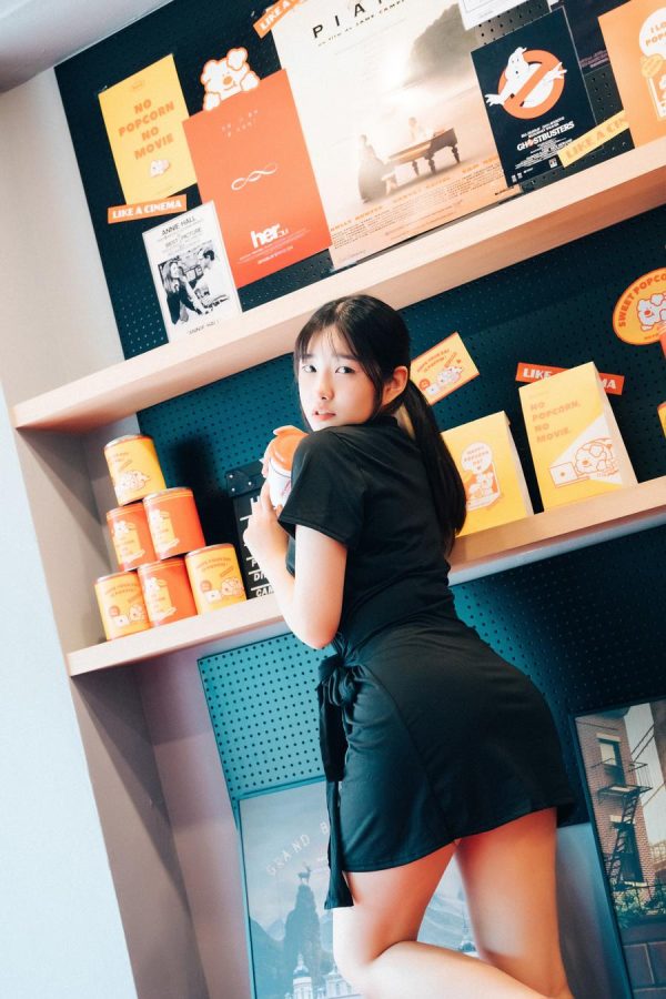 No.034-[Loozy] Cinema Girl [80P]-慕色阁