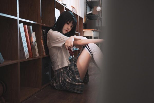 No.250 – 教室死库水 [48P]-慕色阁