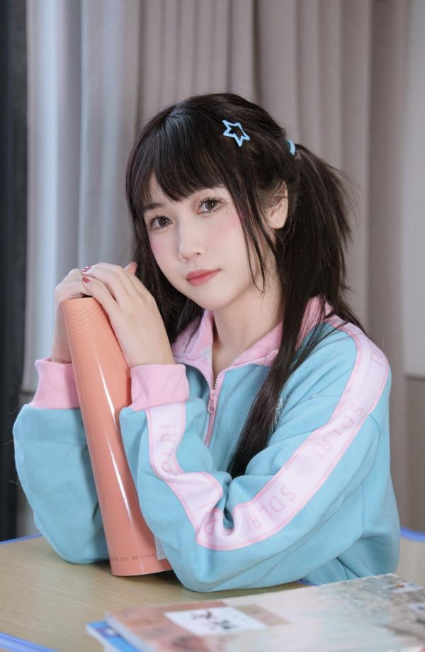 No.073 – 涂油教室实习生 [73P 1V]-慕色阁