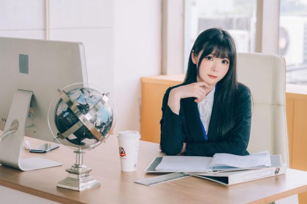 No.110 – 霜月的秘密辦公室 Shimo’ Secret Office [125P]-慕色阁