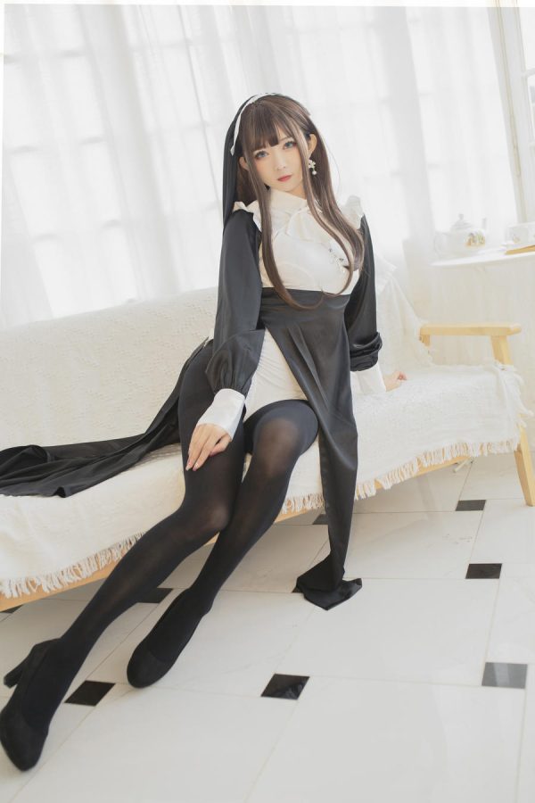 No.021 – 修女 [24P]-慕色阁