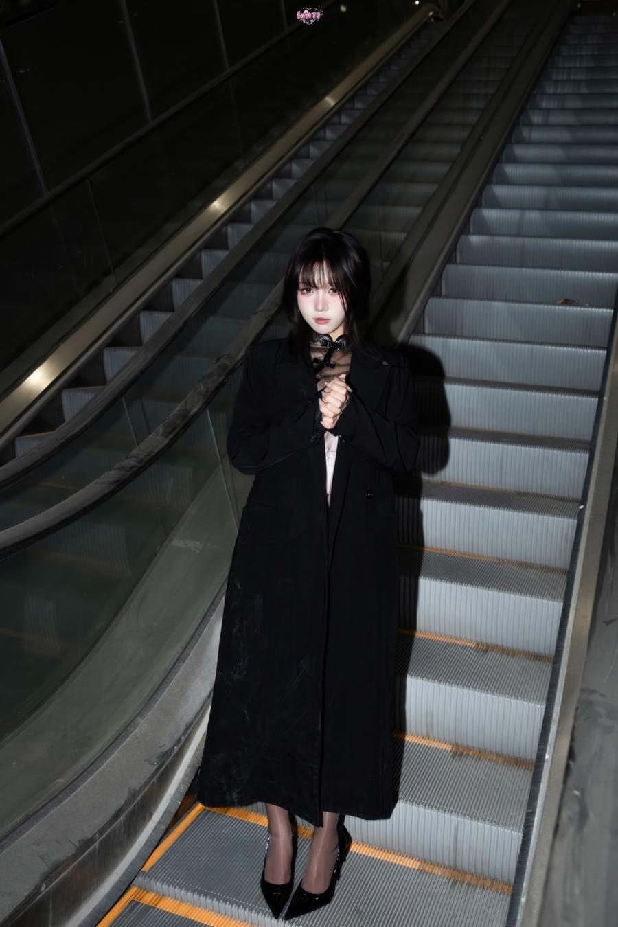 图片[3]-No.070 – 午夜邂逅 [52P]