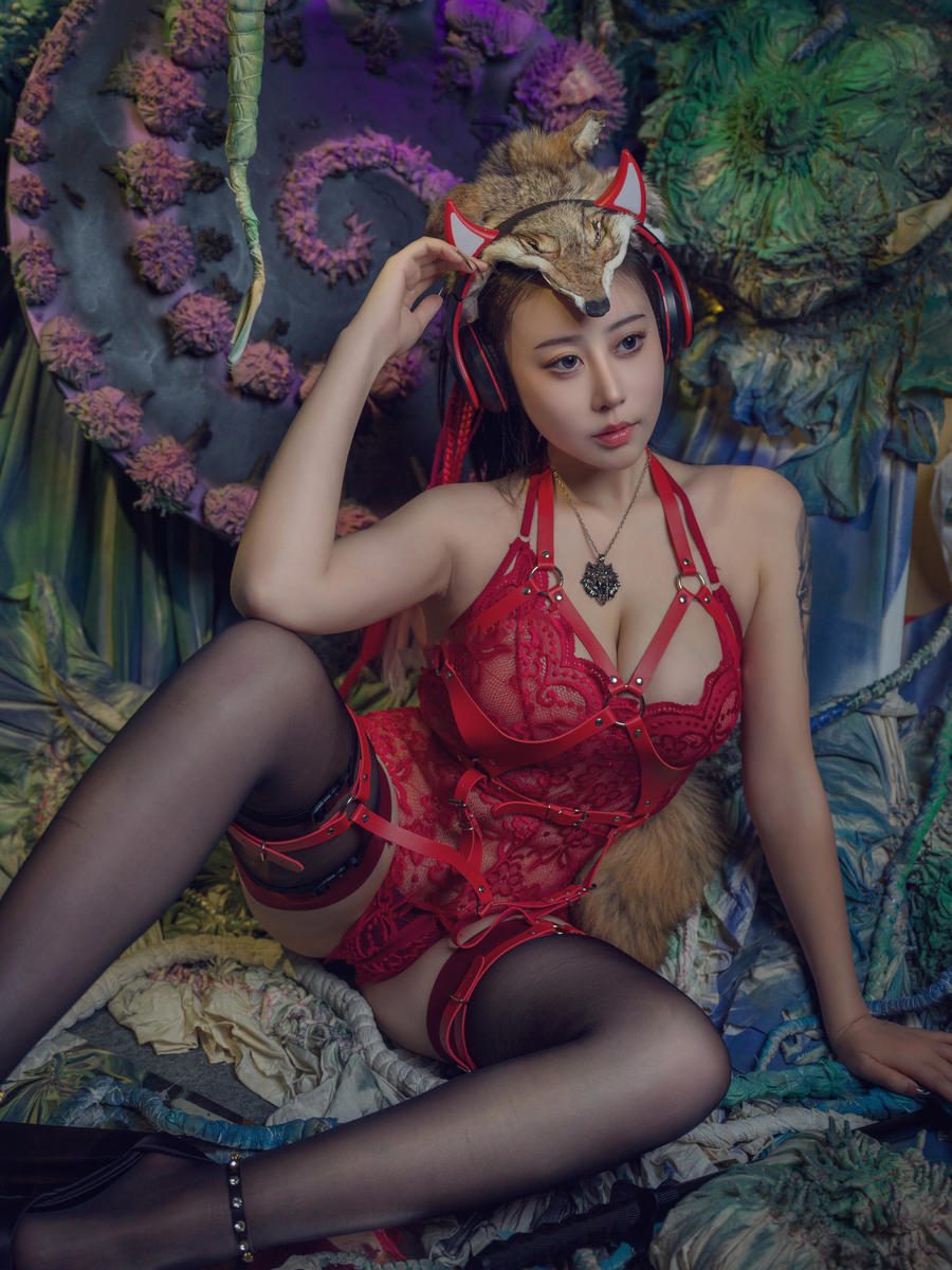 图片[3]-No.134 – 猎狼女 [47P 1V]