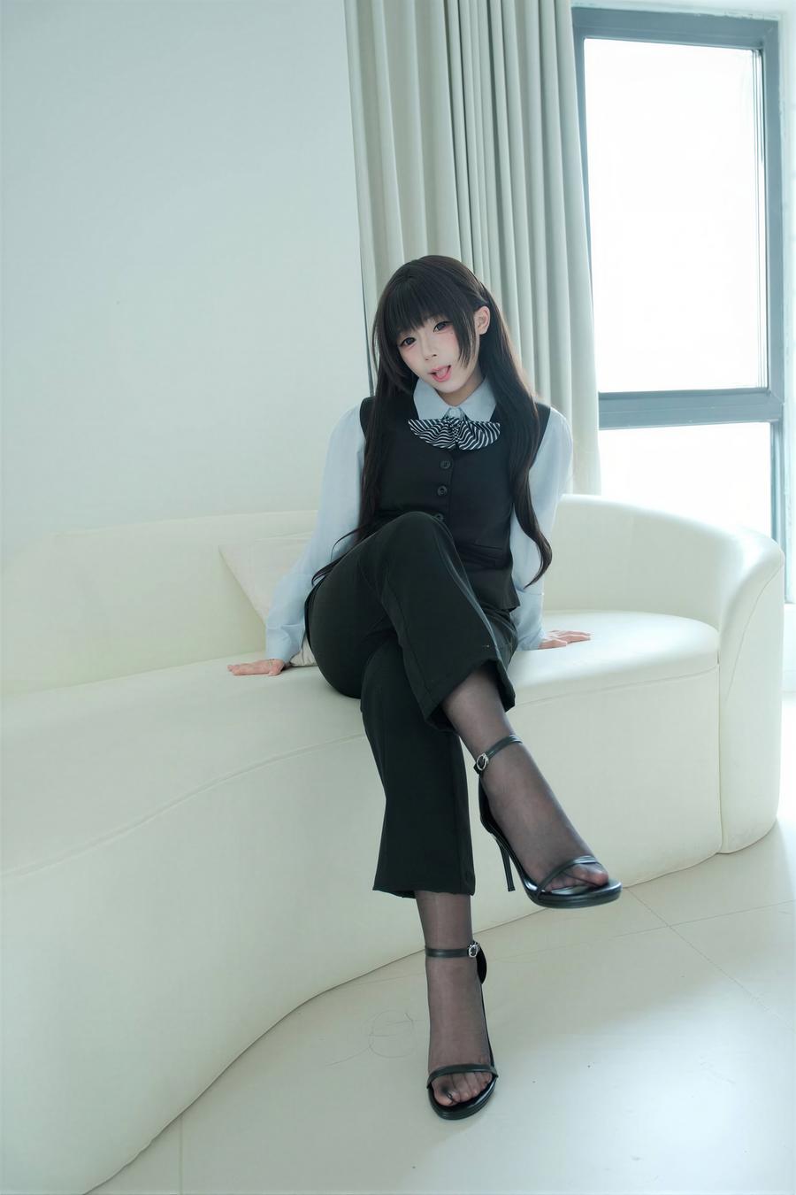图片[3]-No.049 – 裤里丝的秘密 [90P 1V]