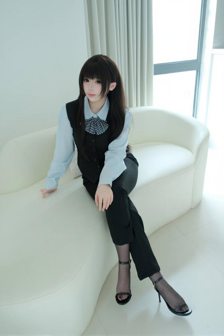 图片[2]-No.049 – 裤里丝的秘密 [90P 1V]