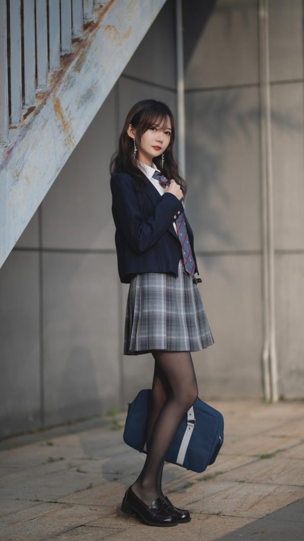 No.027 – 2023年02月真爱粉 [68P]-慕色阁