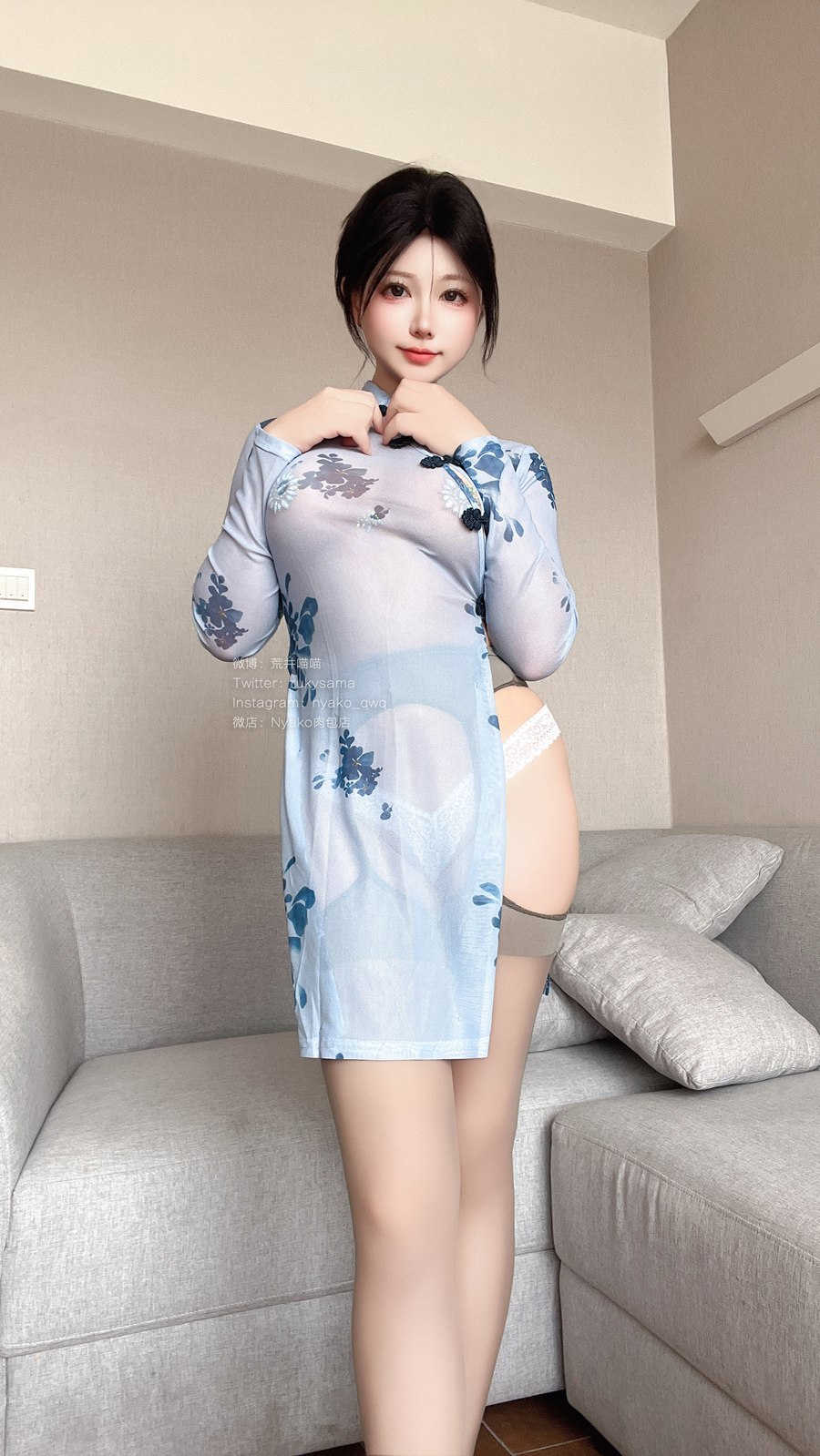 图片[3]-No.070 – 自撮り31 灰丝旗袍 [25P]