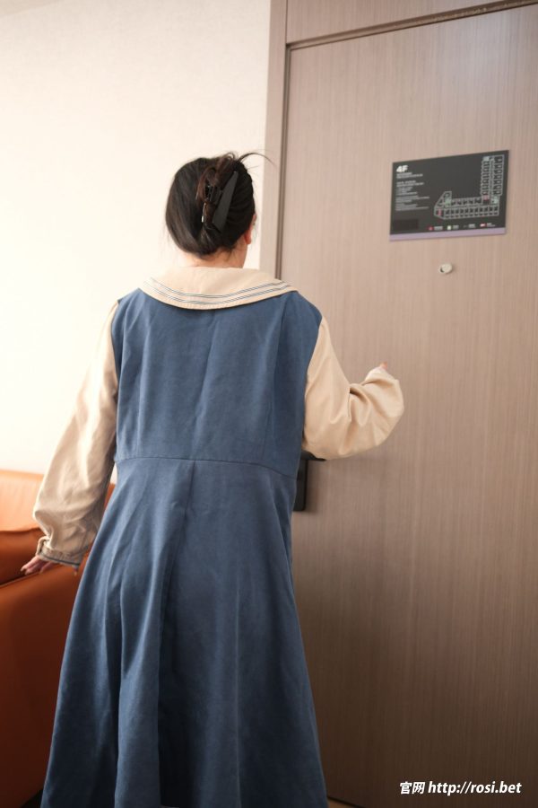[ROSI美女图]2026.02.23 NO.5194-慕色阁
