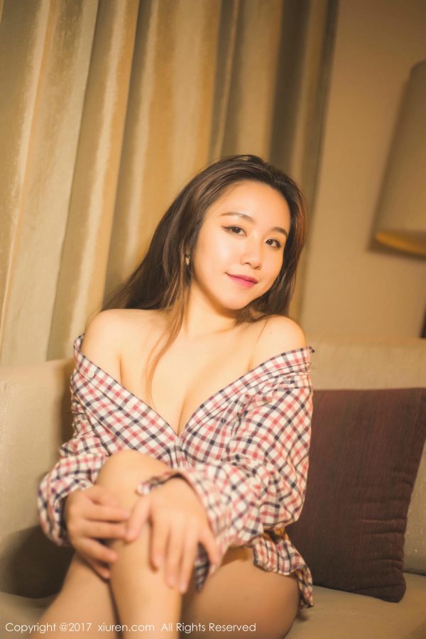 [XiuRen秀人网] NO.823 吃白菜的vi菜菜-慕色阁